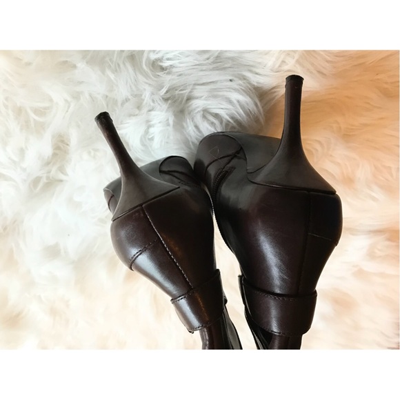 Anne Klein Women’s Size 9.5 Brown Tall Boots FLAW - Picture 5 of 8